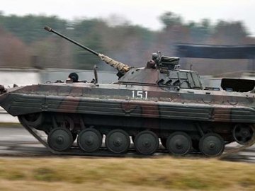 На Донецьк прямує колона російської військової техніки. ВІДЕО