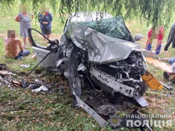У поліції прокоментували моторошну смертельну автотрощу у селі Печихвости 