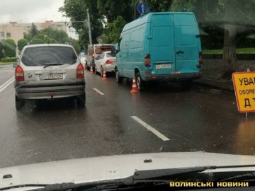 У Луцьку –  аварія за участі трьох авто. ФОТО