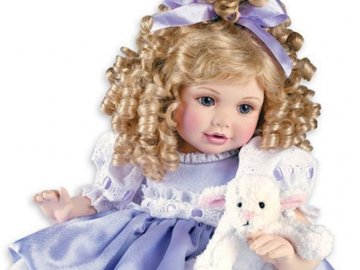 «Тату, купи ляльку»: у Луцьку «невідомий» торгував іграшками в дитсадку