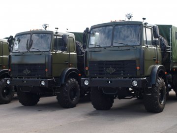 «Богдан» передав Збройним силам України 20 вантажівок