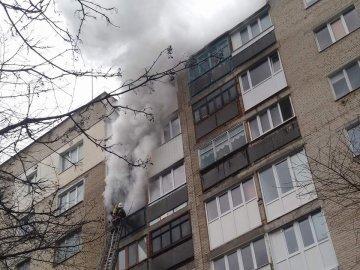 У  Луцьку під час пожежі загинув чоловік. ФОТО