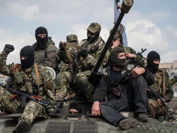 Бойовики на Луганщині проводять загадкові маневри