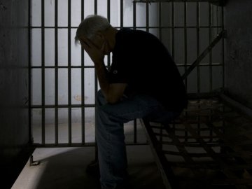 На Запоріжжі в'язень намагався вчинити самогубство
