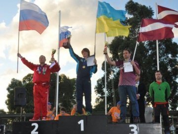 Український школяр став чемпіоном світу з авіамодельного спорту в Австралії. ФОТО. ВІДЕО