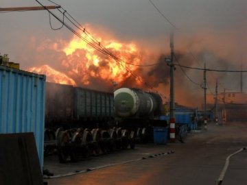 У Канаді вибухнув потяг із нафтою. ФОТО. ВІДЕО