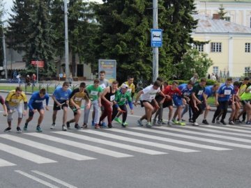 На вулицях Луцька змагались легкоатлети. ФОТО