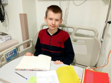 Приживлення 99% – хлопчик з Волині, якому робили пересадку кісткового мозку, повернувся додому