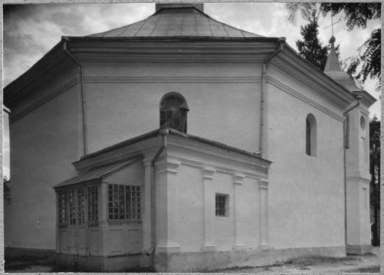 Втрачений костел у Володимирці на фото 1920-х років