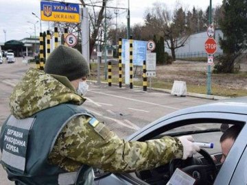 З початку 2021 року український кордон перетнули понад 400 тисяч людей