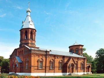 Опублікували розклад богослужінь у храмах Володимира