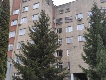 У ковідному шпиталі в Боголюбах пацієнт покінчив життя самогубством