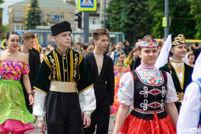 День захисту дітей і початок літа: як святкували у Луцьку. ФОТОРЕПОРТАЖ