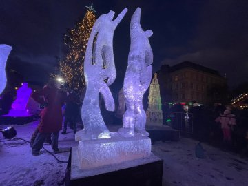 Волинянин переміг у конкурсі льодових скульптур у Львові