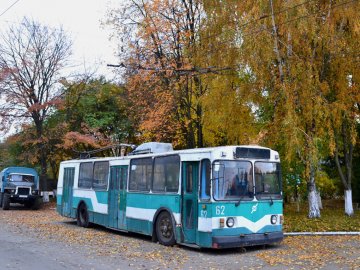 З найстарішого тролейбуса Луцька просять зробити музей на колесах
