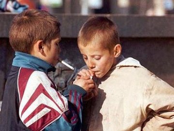 Волиняни починають курити в 12 років