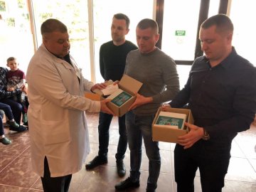 «Побратими України» подарували апарати для елетрофорезу санаторію в Дачному
