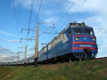 «Укрзалізниця» запровадила додаткові рейси у напрямку «Одеса-Київ»