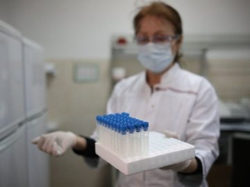 Українців рідше інформуватимуть про кількість хворих на коронавірус