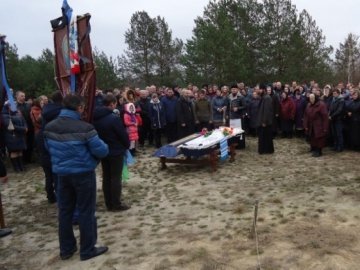 На Волині поховали військового, якого знайшли мертвим на Рівненщині