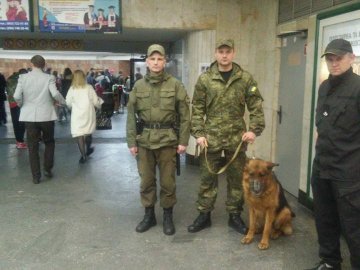У Києві  в метро посилили заходи безпеки