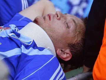 Відео жахливого зіткнення футболіста «Динамо» Гусєва з воротарем