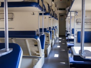 «Укрзалізниця» відкрила продаж квитків у плацкартні вагони