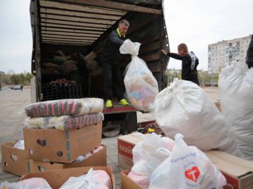 Волиняни передали на Луганщину гуманітарну допомогу для постраждалих від пожеж. ФОТО