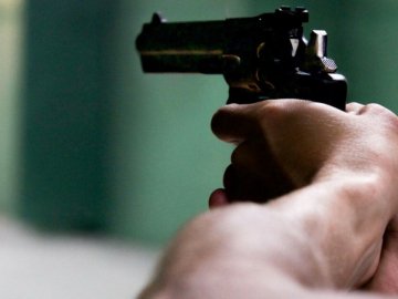 У Німеччині чоловік застрелив касира за прохання вдягнути маску