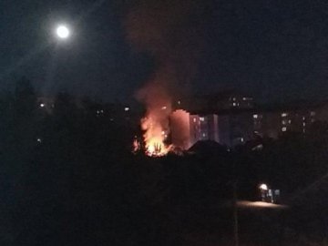 Пожежа на Станіславського: спалахнув будинок-пустка