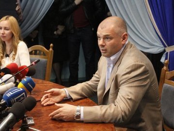 Палиця пообіцяв гучні результати розслідування побоїща в Одесі