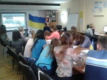 У Луцьку студенти дискутували про толерантність в умовах війни. ФОТО
