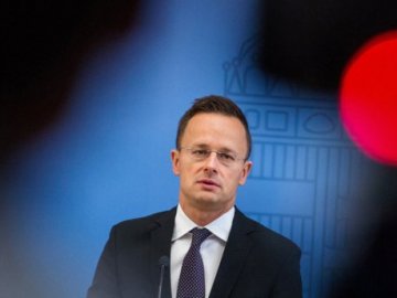 Угорщина погрожує блокувати зближення України з ЄС