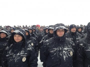 В Дніпропетровську запрацювала Нова поліція. ФОТО