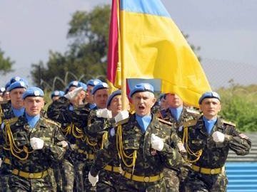 Україну не зрадили 90% військових з Криму, - Міноборони