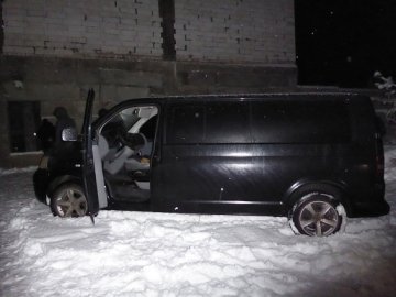 У Києві серед вулиці вкрали чоловіка. ФОТО. ВІДЕО