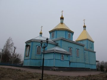 В одному з волинських храмів вперше відслужили українською
