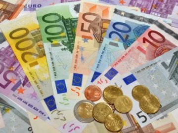 На «Ягодині» чоловік позбувся великої суми грошей в євро і злотих