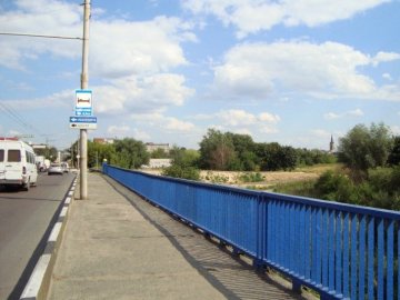 У Луцьку скаржаться на затяжний ремонт мосту на Ковельській