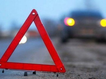Шукають свідків: невідомий збив двох дівчаток на «зебрі» в Луцьку