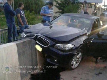«Влетів» на мільйон: волинянин украв BMW й потрапив у аварію