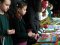 У Луцьку на благодійному ярмарку школярі збирали кошти для онкохворих дітей. ВІДЕО