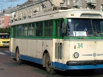 У Луцьку тролейбуси зупинятимуться частіше