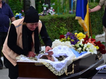 У Луцьку поховали атовця Володимира Бабія