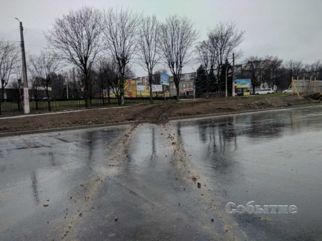 Діти вистрибували на ходу: на Дніпропетровщині водій шкільного автобуса помер під час руху. ФОТО. ВІДЕО
