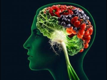 Які продукти позитивно впливають на мозок