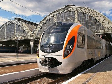 Польща планує відновити залізничне сполучення з Україною