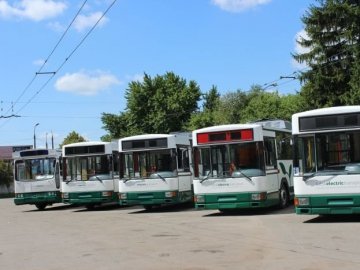 Із першого липня у Луцьку дорожчає проїзд у тролейбусах