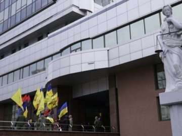 Апеляційний суд Києва залишив під вартою комбата 28-ої бригади Пушкаря