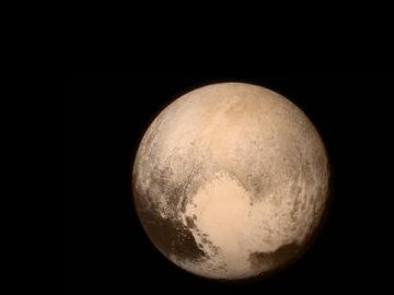 З'явилося вражаюче відео руху системи Плутона. ВІДЕО